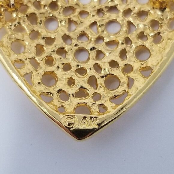 Vintage Anne Klein X's and O's Heart Shaped Brooch Lapel Pin, Gold Tone, Estate - Picture 3 of 6